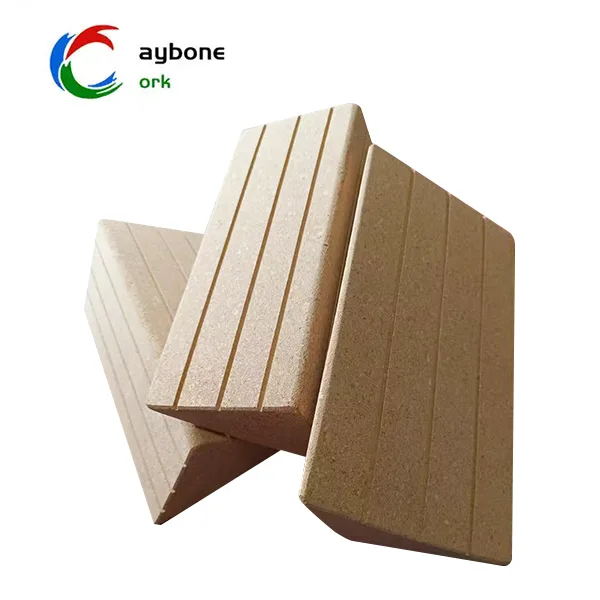 كتلة يوجا مثلثة من الفلين عالية الكثافة