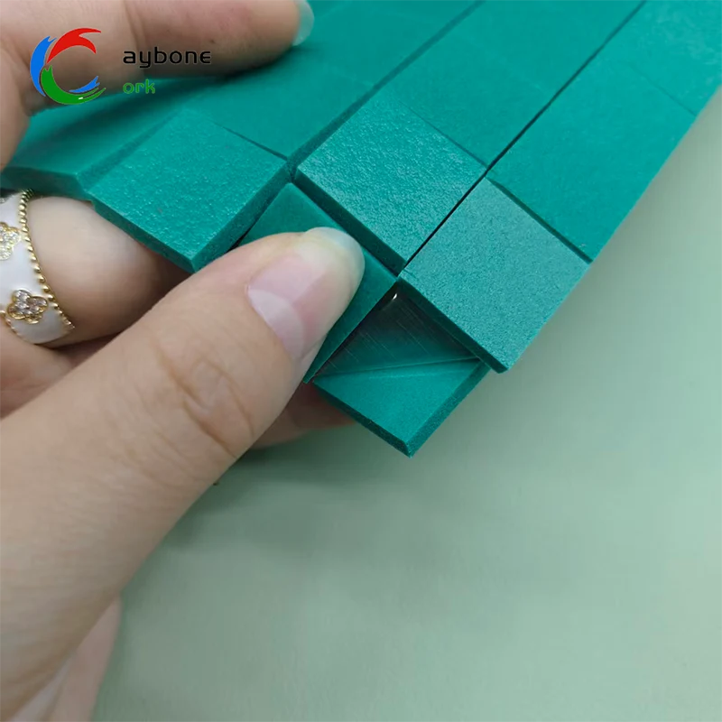 وسادات من الفلين الزجاجي وEVA وPVC من رايبون